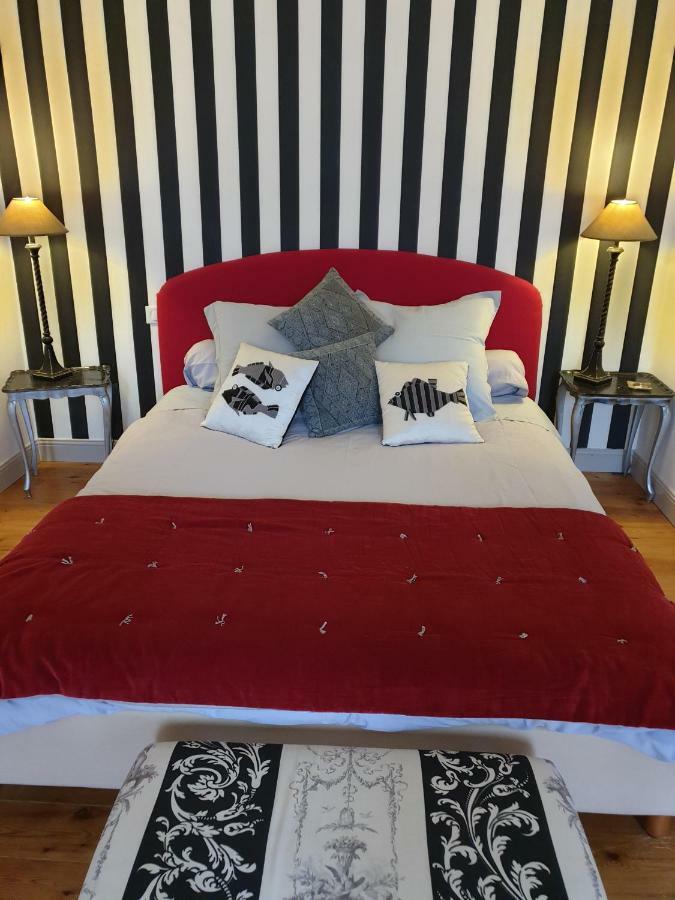 Au Nid De La Madeleine Bed & Breakfast Gaillac Eksteriør bilde